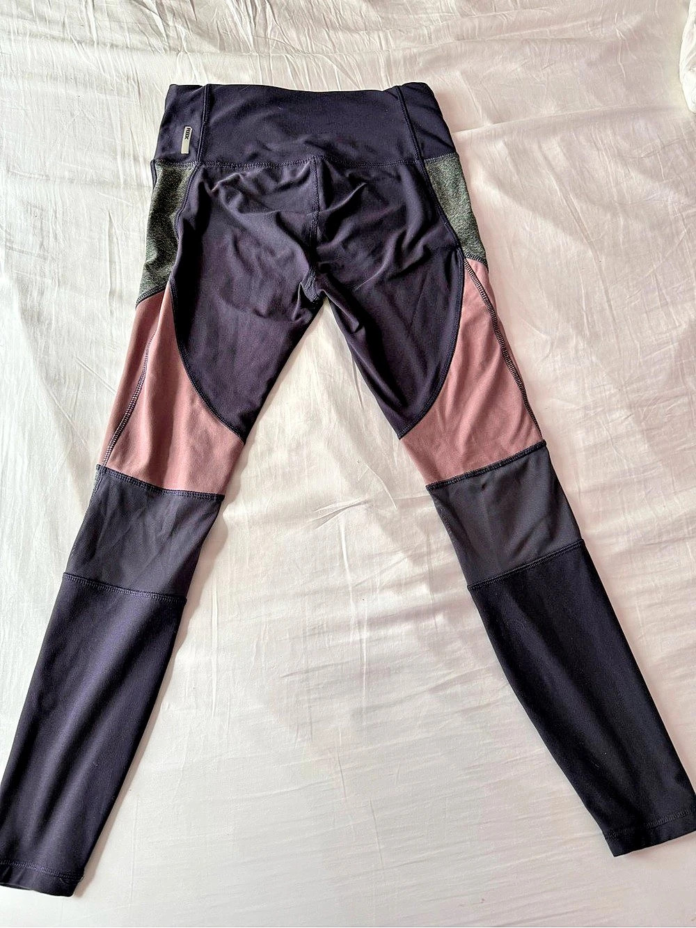 RBX Color Block Athletic Leggings in Purple & Pink Size Small Like New
